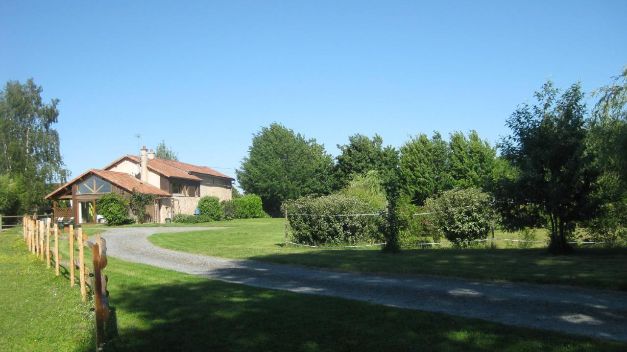 Les Croisettes Bed and Breakfast Le Pin  Buitenkant foto